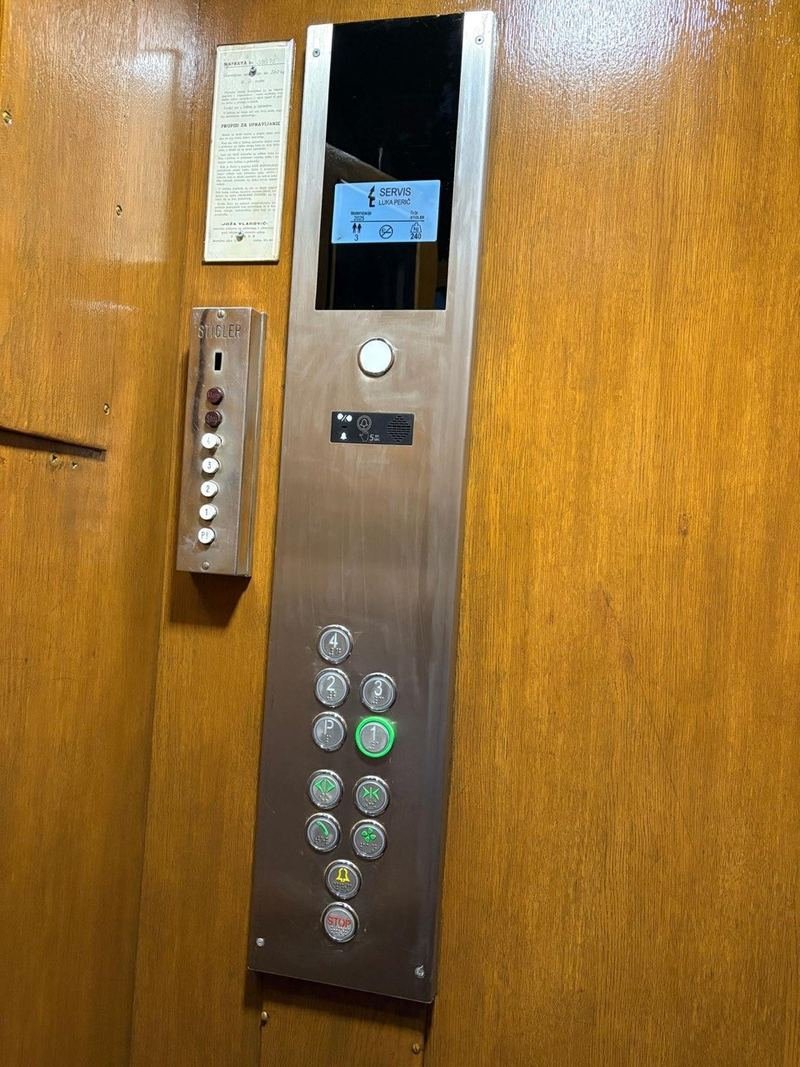 Nova inox upravljačka ploča SERVIS LUKA PERIĆ uz izvornu Stiglerovu tipkovnicu